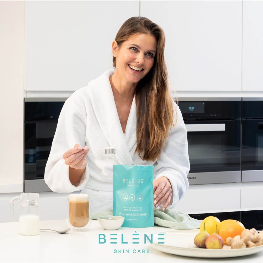 Sachet turquoise BELENE Skin Care Collagène Beauty Powder, indiquant les ingrédients : zinc, B2, E, C, peptides de collagène.