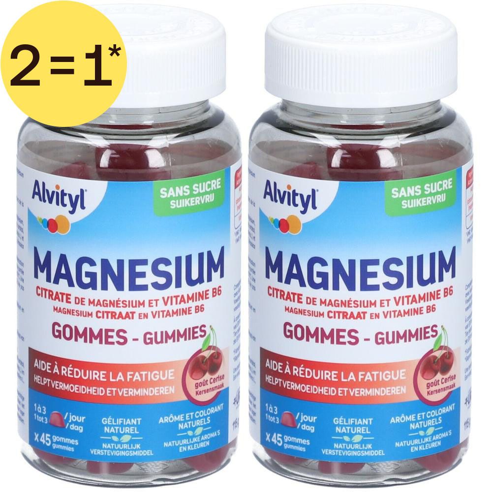 Deux flacons de gummies Alvityl Magnesium. Bouteilles transparentes avec couvercles blancs. Bonbons rouges visibles. Étiquette avec informations.