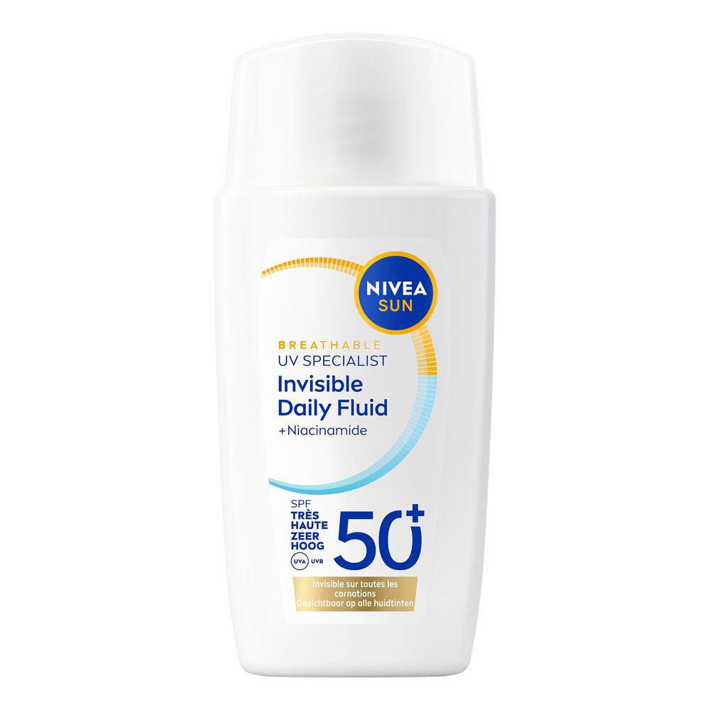 Flacon blanc avec logo Nivea Sun. Texte: Breathable UV Specialist, Invisible Daily Fluid, SPF 50+.