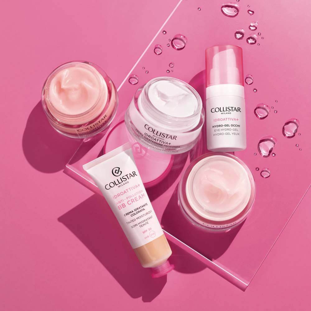 Divers produits Collistar. BB Cream, crèmes et crème pour les yeux. Fond rose. Texte en anglais.