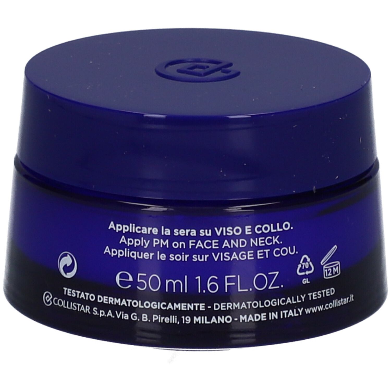 Pot de crème bleu foncé. Inscription : 50 ml 1.6 FL.OZ. Texte : Applicare PM su VISO E COLLO. Symbole 12M.