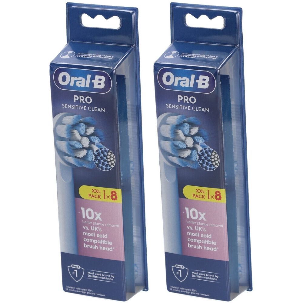 Zwei Packungen Zahnbürstenköpfe. Oral-B Pro Sensitive Clean. XXL Packung mit 8 Stück. Blaue und weiße Borsten.