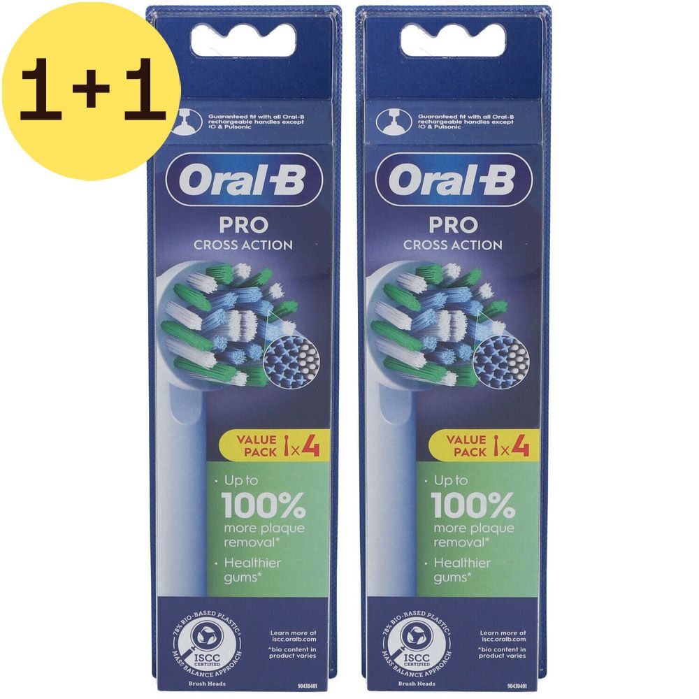 Deux paquets de têtes de brosse ORAL-B Pro Cross Action x4. Emballage bleu avec image et texte du produit. Visible : 100% d'élimination de la plaque.