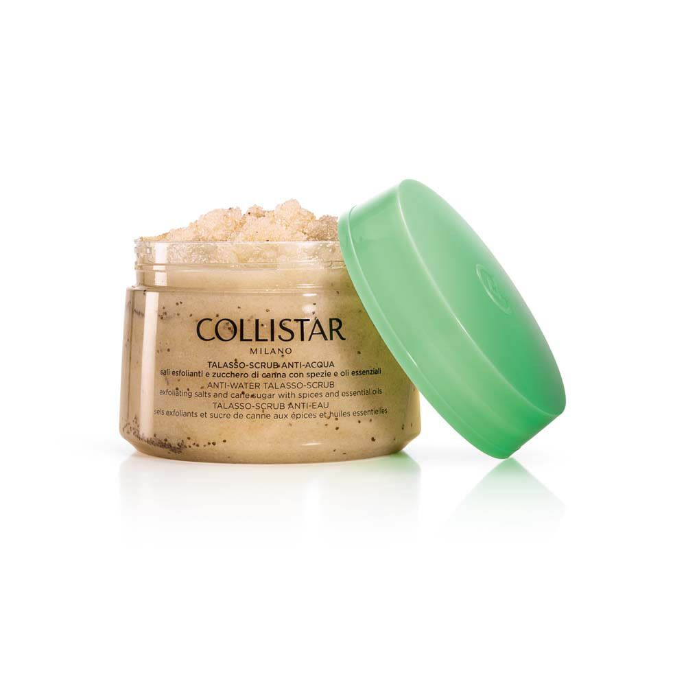 Pot avec couvercle vert, ouvert. Inscription : Collistar Milano, Anti-Eau Talasso-Scrub. Texte multilingue.