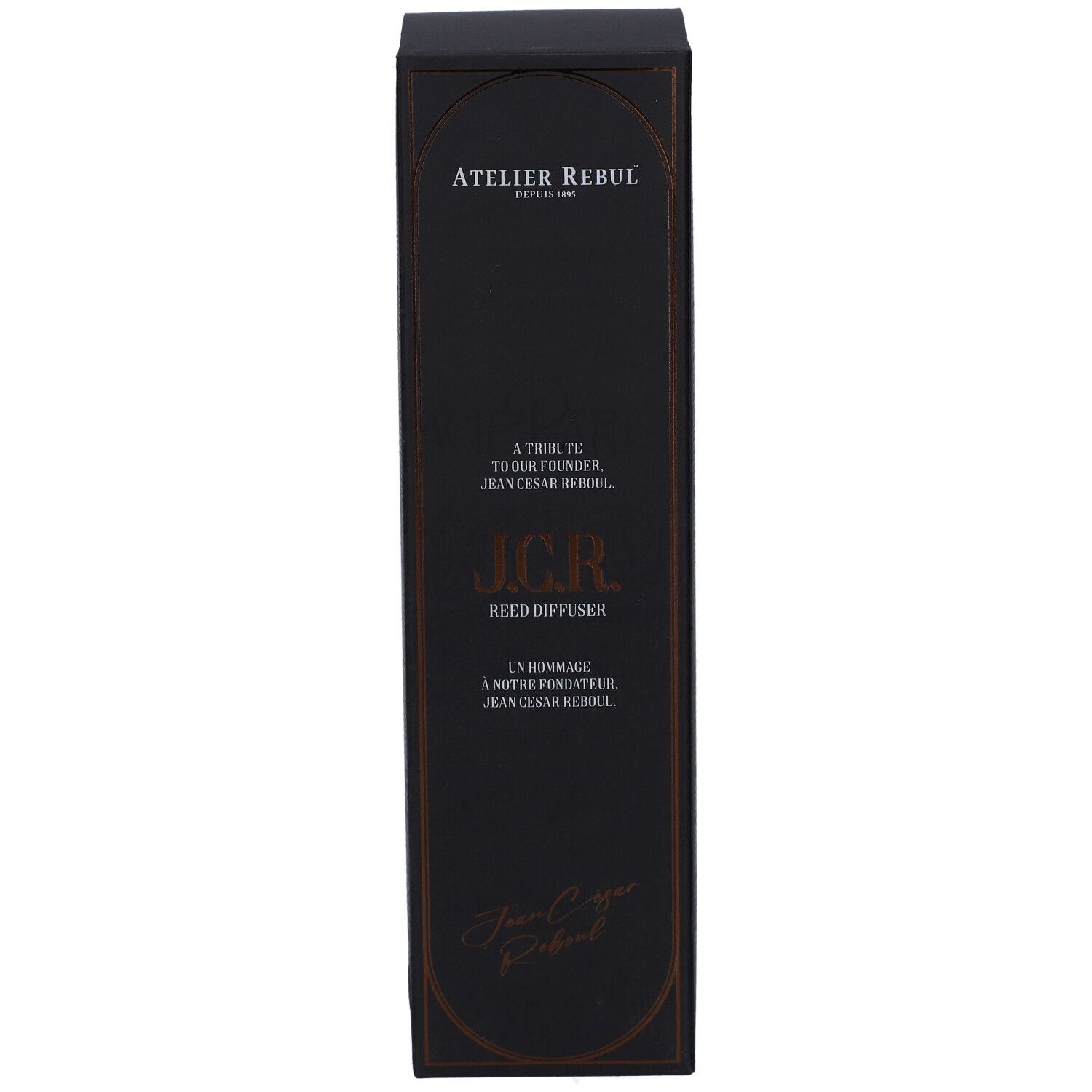 Schwarze rechteckige Schachtel. Aufschrift: Atelier Rebul, J.C.R. Reed Diffuser. Goldfarbene Schrift.