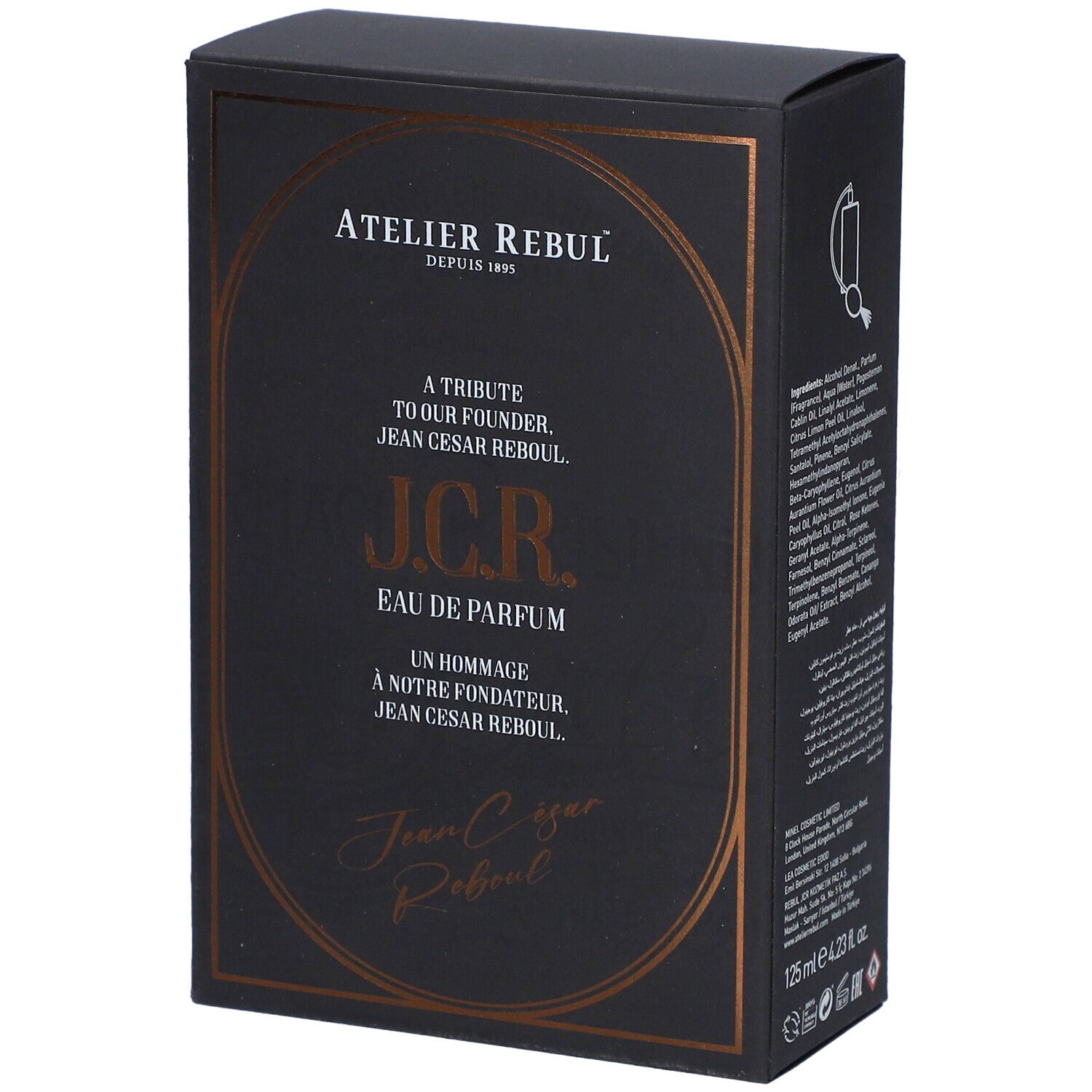Schwarzer Karton mit goldfarbenem Rahmen. Text: Atelier Rebul, J.C.R. Eau de Parfum. Aufschrift: A Tribute to our Founder Jean Cesar Rebul.