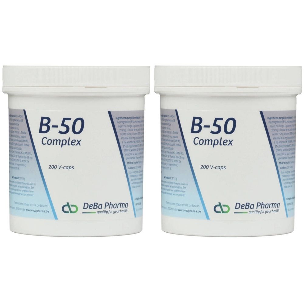 Zwei weiße Behälter mit der Aufschrift "B-50 Complex" und "200 V-caps". Das Logo von DeBa Pharma ist ebenfalls sichtbar.