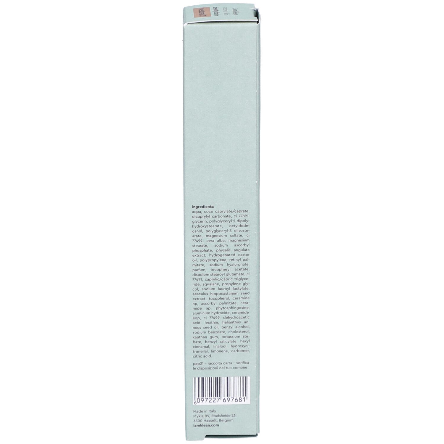 Verpackung mit Inhaltsstoffliste und Barcode. Hergestellt in Italien.