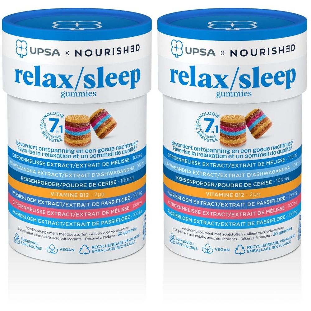 Zwei Dosen UPSA Nourished Gummies Relax/Sleep. Blaue Deckel, weiße Behälter. Text: relax/sleep gummies, Inhaltsstoffe.