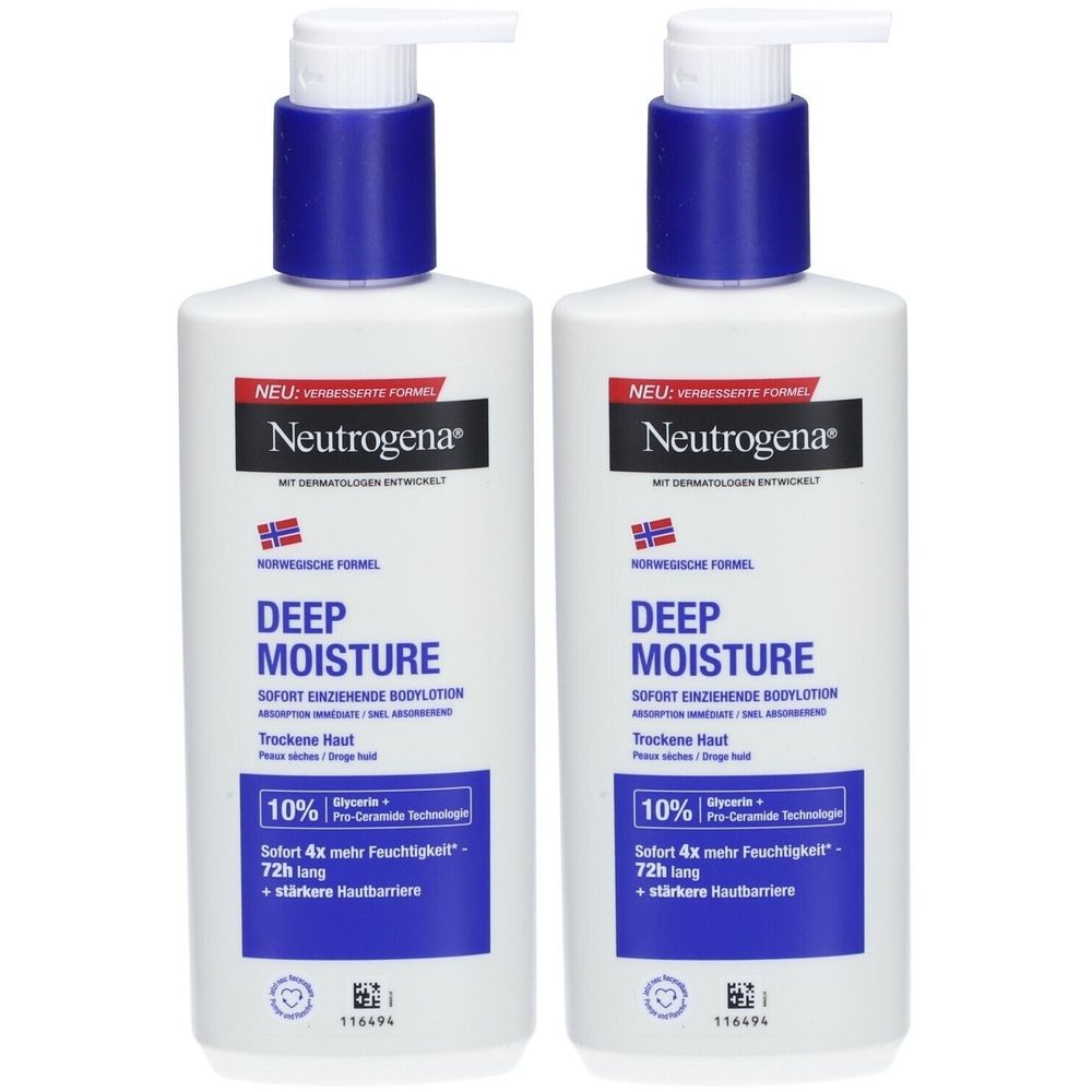 Zwei weiße Flaschen mit blauen Pumpköpfen. Aufschrift: Neutrogena Deep Moisture Bodylotion. Mit norwegischer Formel.