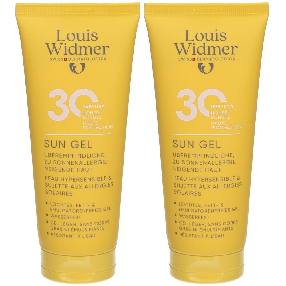 Zwei gelbe Tuben mit Sonnencreme. Aufschrift: Louis Widmer Sun Gel 30. Text in Deutsch und Französisch.