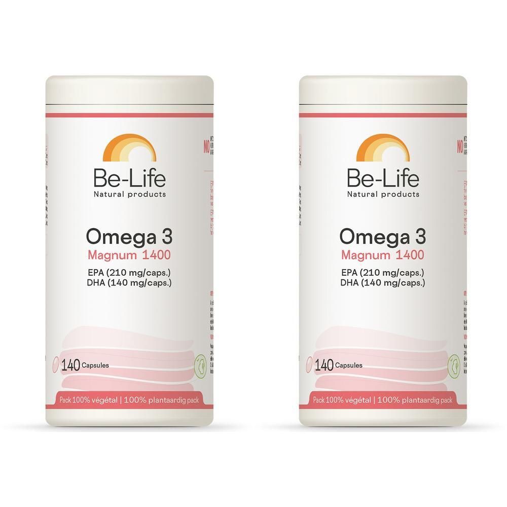 Zwei weiße Dosen mit Be-Life Omega 3 Magnum 1400. Aufschrift: Omega 3, 1400, EPA 210 mg, DHA 140 mg, 140 Kapseln. Logo: Sonne.