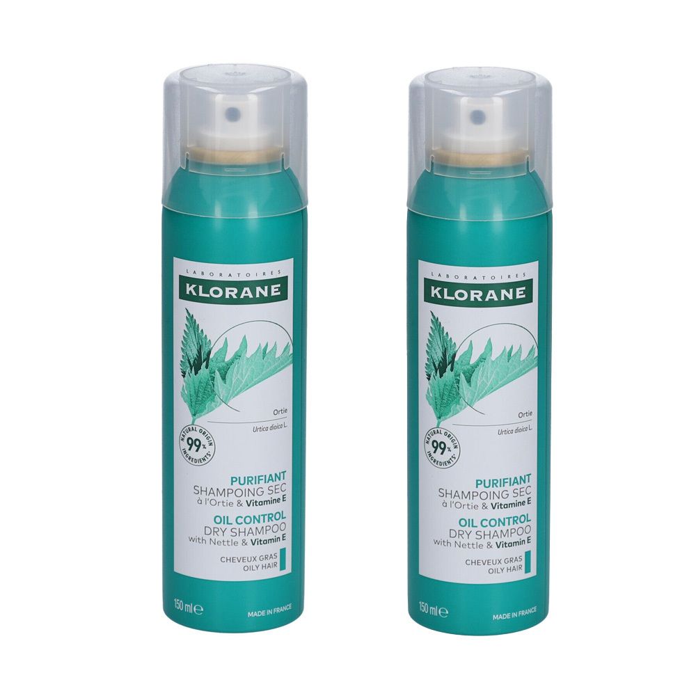 Deux flacons spray verts avec étiquette blanche. Inscription : Klorane Shampooing sec à l'ortie.