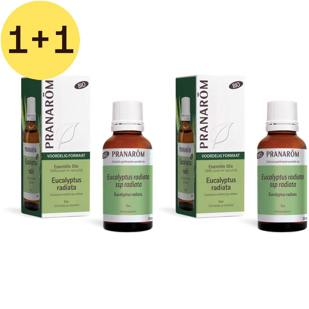 Deux flacons et emballages d'Eucalyptus radiata Pranarom. Certification BIO. Décor de feuilles.