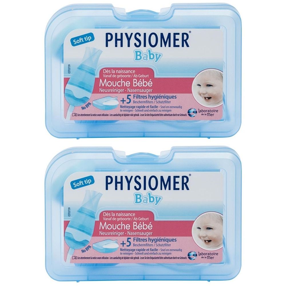 Deux boîtes bleues en plastique avec Physiomer Baby Nasenreiniger. Inscription: Physiomer Baby, Mouche Bébé, +5 filtres.