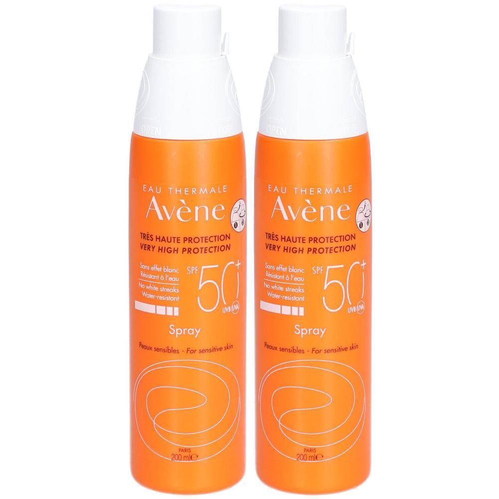 Zwei orangefarbene Sonnenspray-Flaschen mit weißem Deckel. Aufschrift: Avène, SPF 50+, Spray.