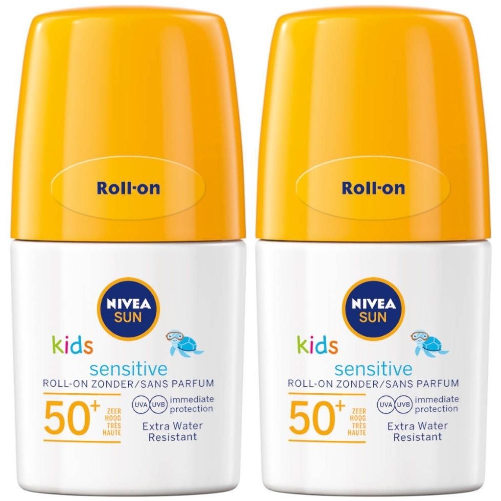 Deux flacons roll-on avec bouchons jaunes. Inscription : NIVEA SUN Kids sensitive, SPF 50+, Extra résistant à l'eau. Logo bleu et tortue.