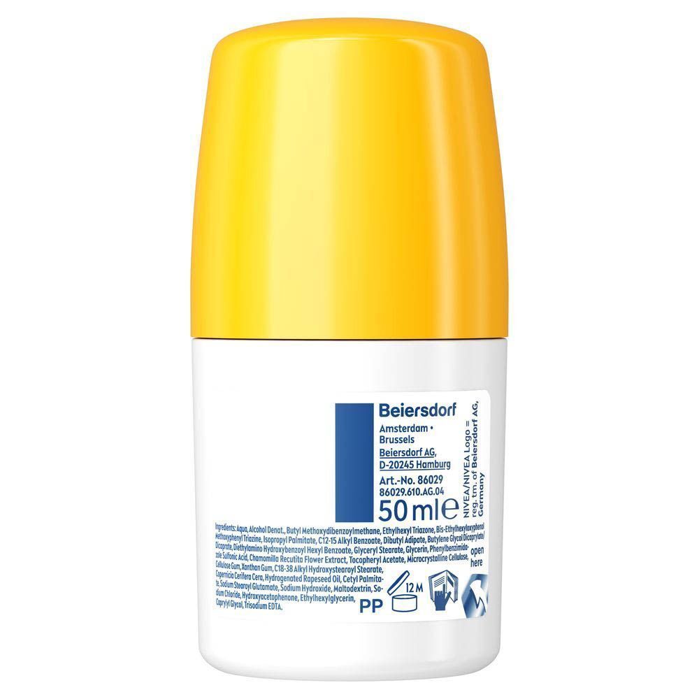 Dos d'un flacon roll-on avec bouchon jaune. Inscription: NIVEA SUN, ingrédients, 50 ml.
