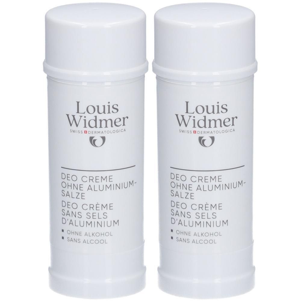 Zwei weiße Deodorant-Stifte von Louis Widmer. Aufschrift: DEO CREME OHNE ALUMINIUM-SALZE. Ohne Alkohol.