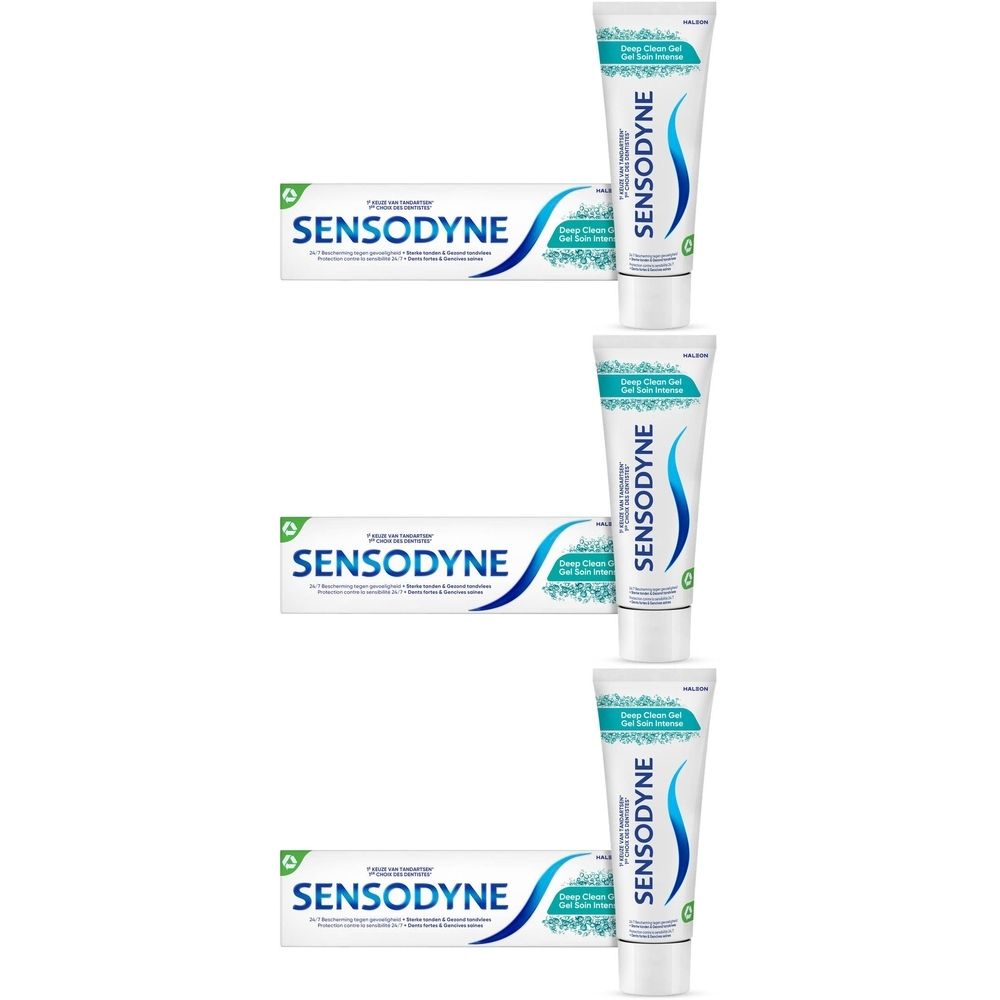 Trois tubes de Sensodyne Deep Clean Gel et trois boîtes. Graphique bleu, fond blanc. Texte: Sensodyne, Deep Clean Gel.