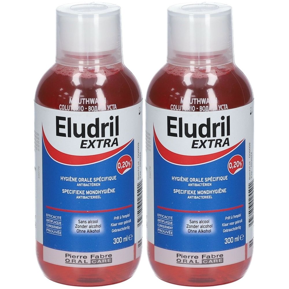 Deux flacons de bain de bouche Eludril Extra. Liquide rouge, bouchon blanc, étiquettes bleues et rouges. 300ml.