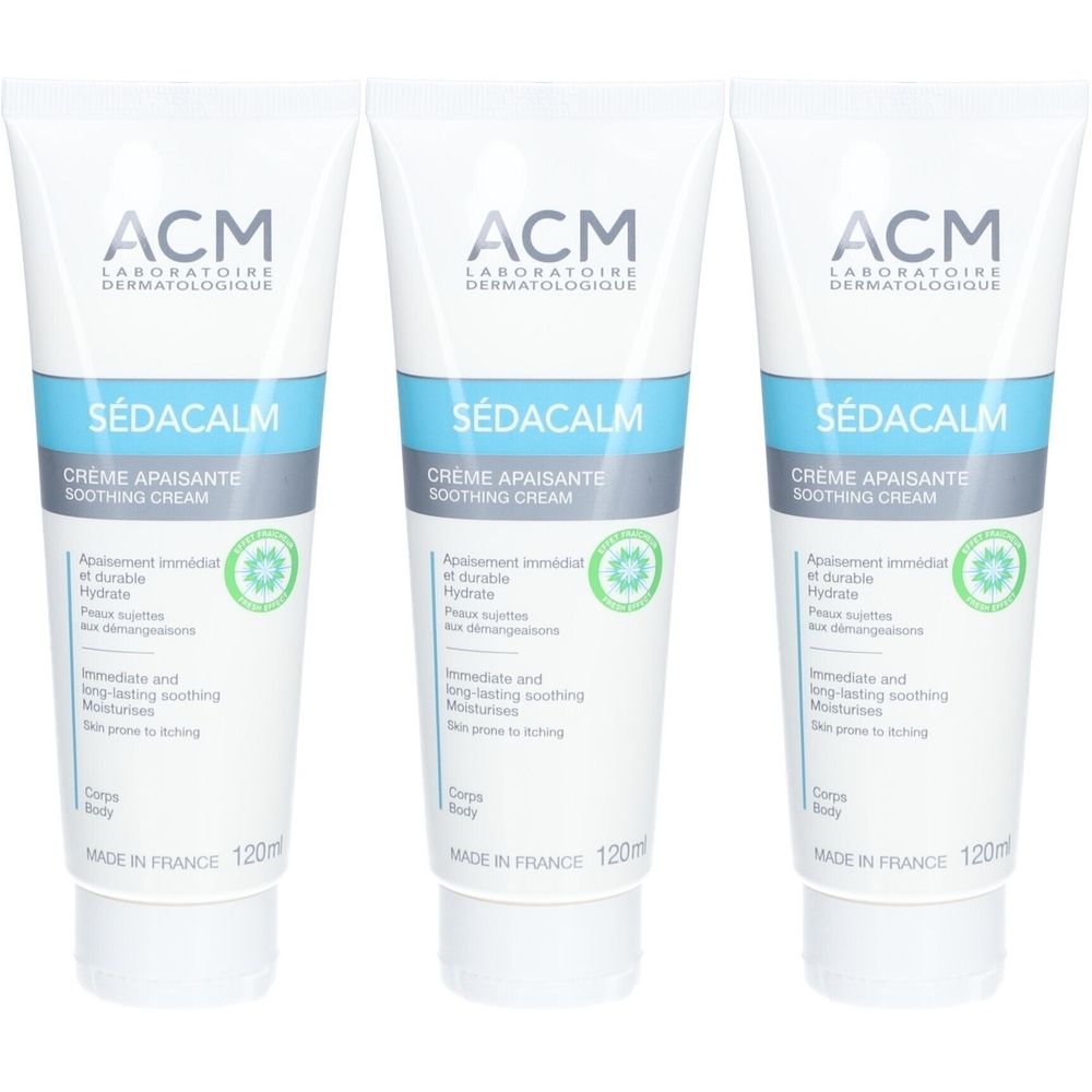Trois tubes de crème Sédacalm. Inscription: ACM, Crème apaisante. Graphique vert et texte. 120ml.