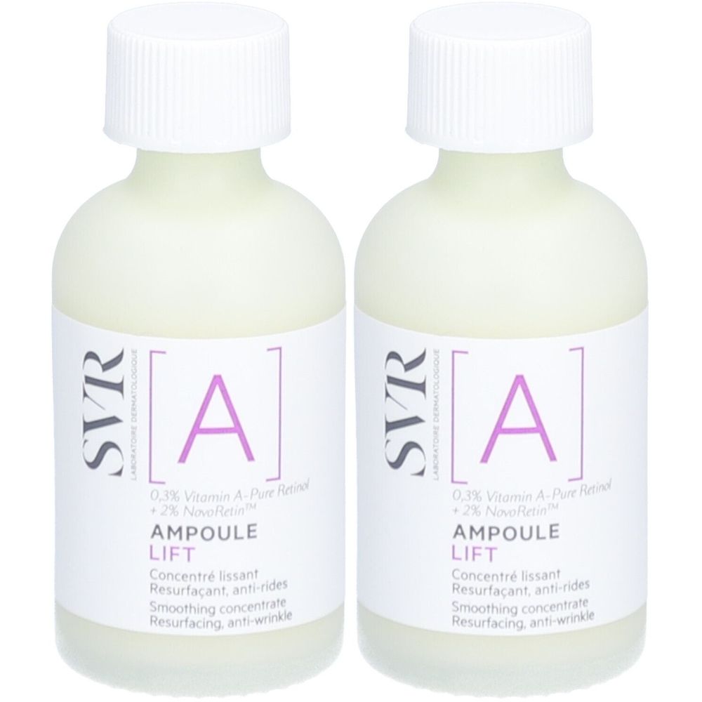 Zwei Flaschen SVR Ampulle Lift. Weiße Flaschen mit weißem Deckel und Etikett. Aufschrift: A, Ampulle Lift, 0,3% Vitamin A-Pure Retinol.