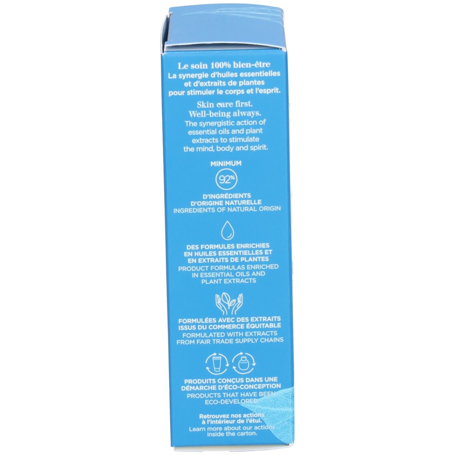 Seite der Clarins Eau Ressourçante Verpackung mit Text über Inhaltsstoffe und Öko-Konzeption.