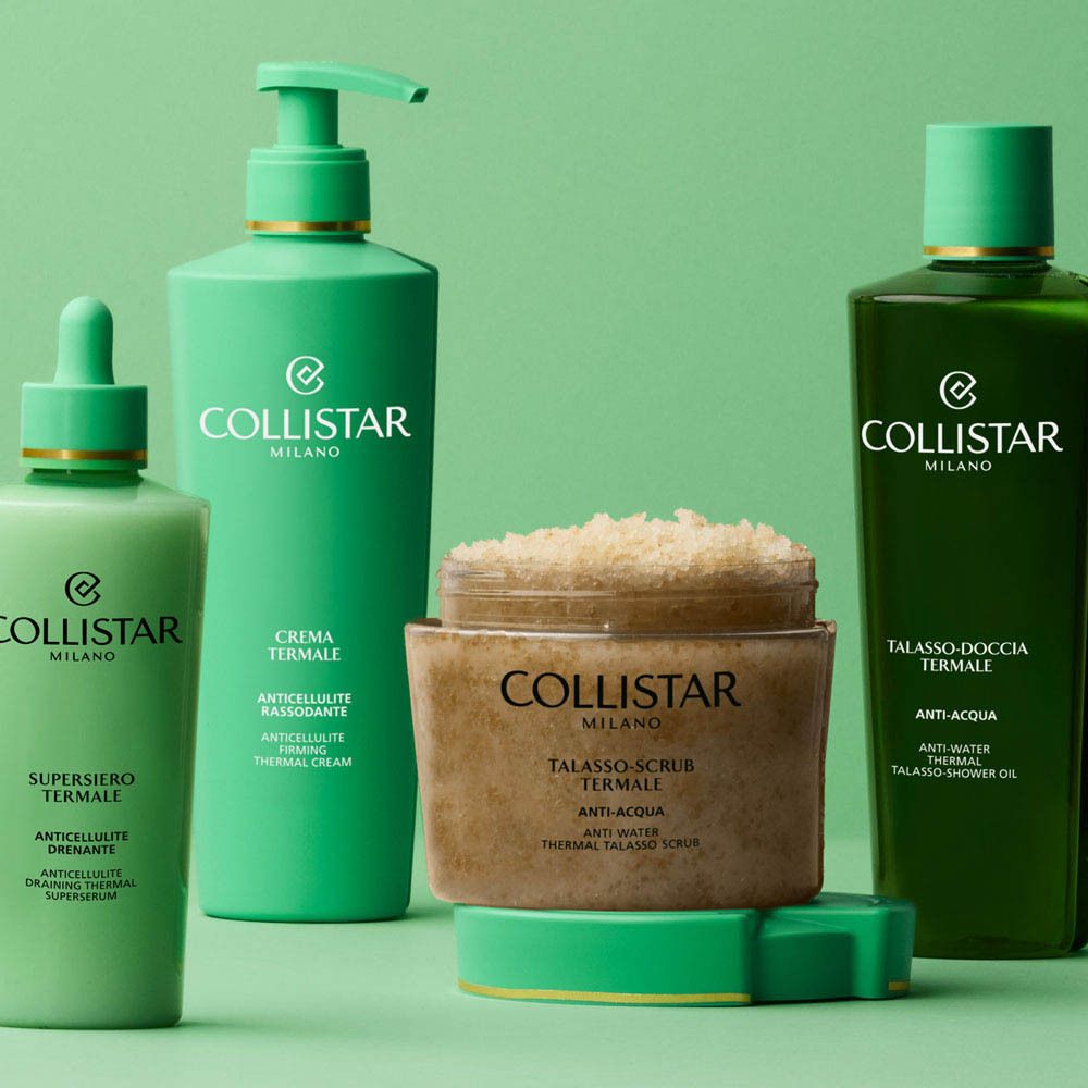 Arrière d'un flacon de crème Collistar vert avec distributeur, étiquette et code-barres.