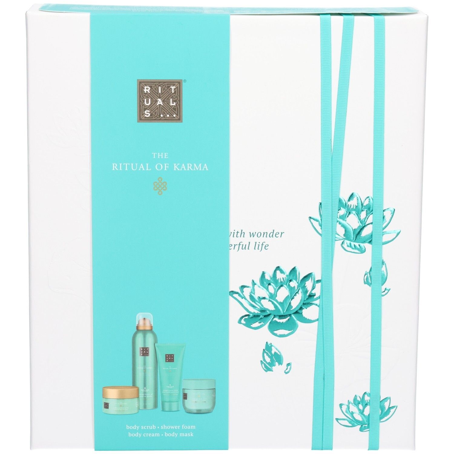 Coffret cadeau RITUALS The Ritual of Karma avec quatre produits de soins corporels et motif de lotus.