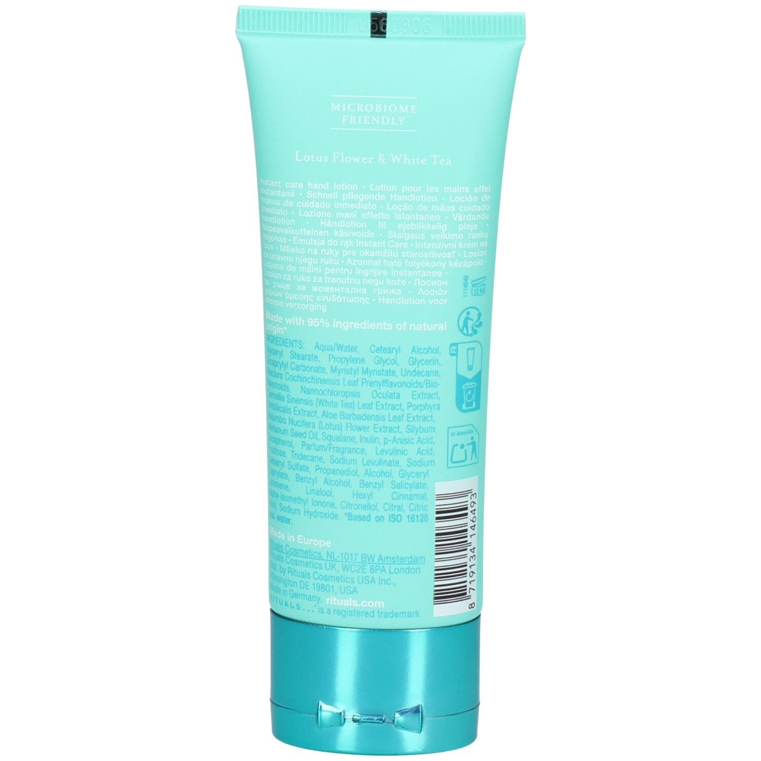 Rückseite einer türkisen Tube mit Inhaltsstoffen und Anwendungshinweisen für RITUALS The Ritual of Karma Hand Lotion.