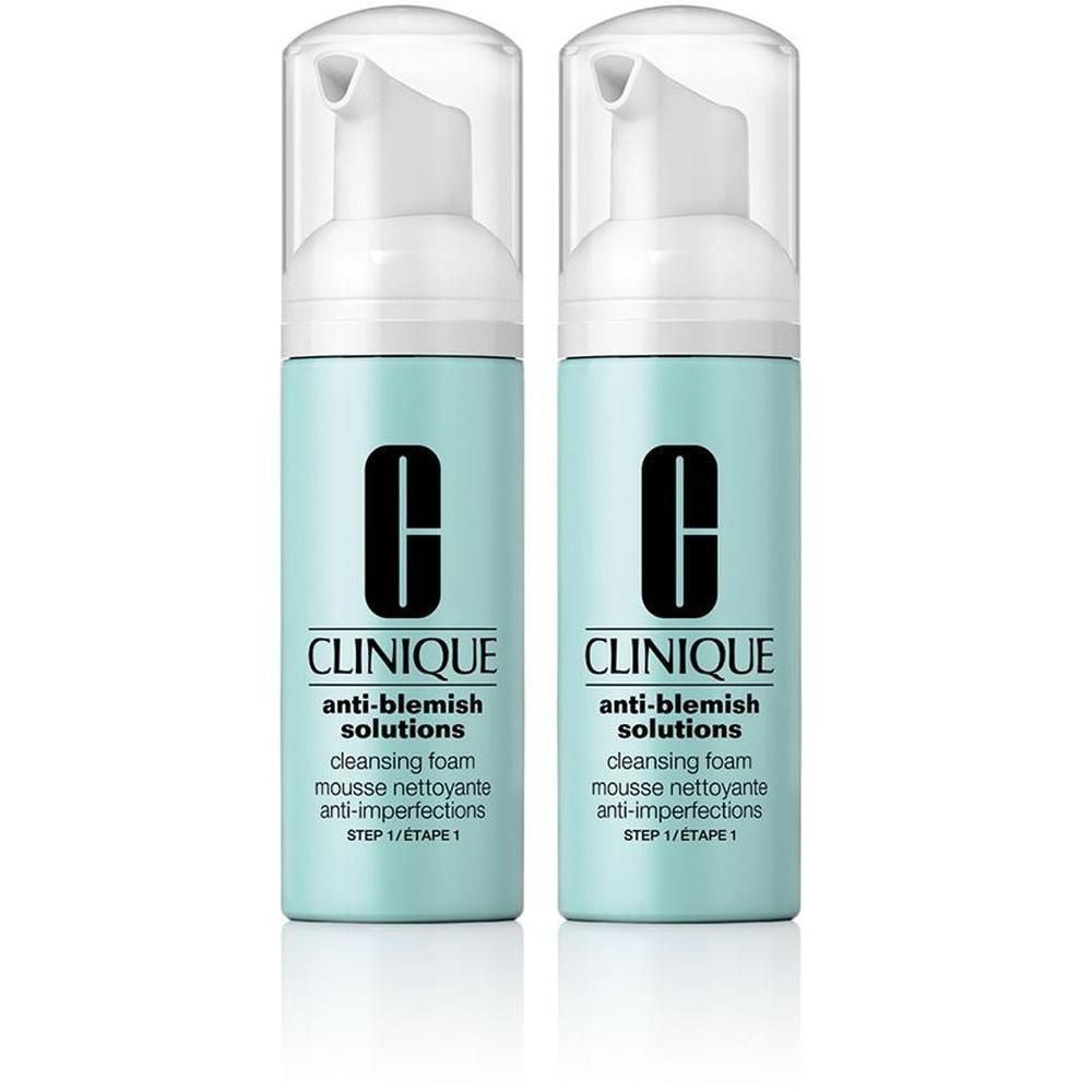 Zwei Flaschen CLINIQUE Anti-Blemish Solutions™ Cleansing Foam mit Pumpspendern.