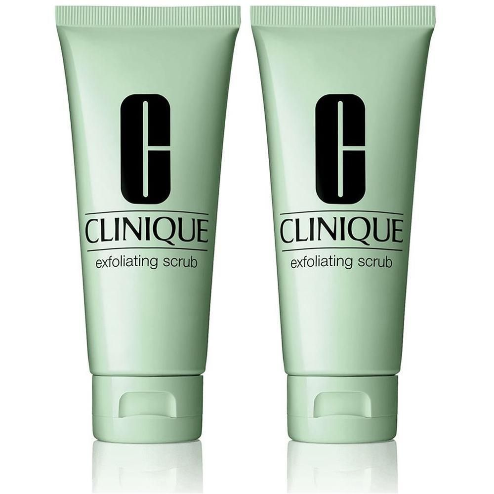 Deux tubes de gommage exfoliant Clinique 7 Day Scrub™ vert pâle avec logo noir.