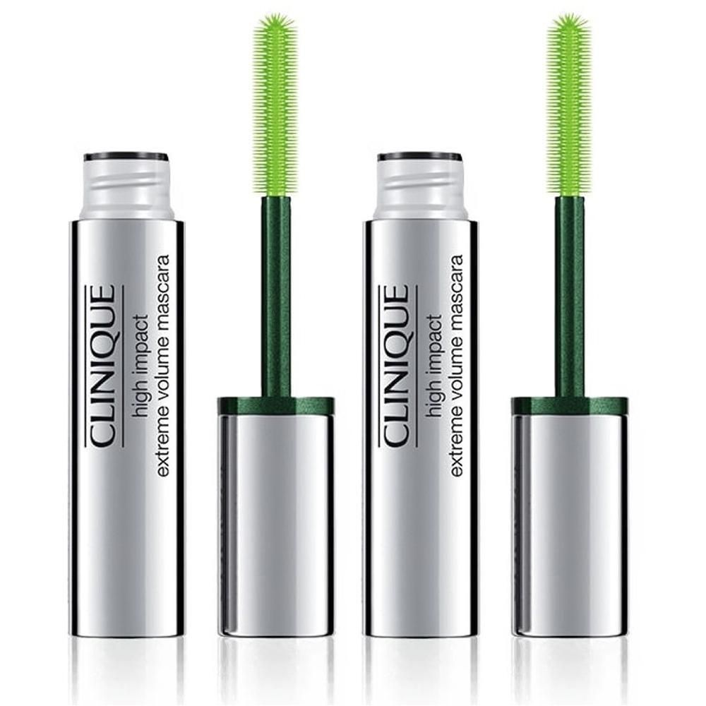 Deux tubes de mascara Clinique High Impact Extreme Volume avec brosses vertes.
