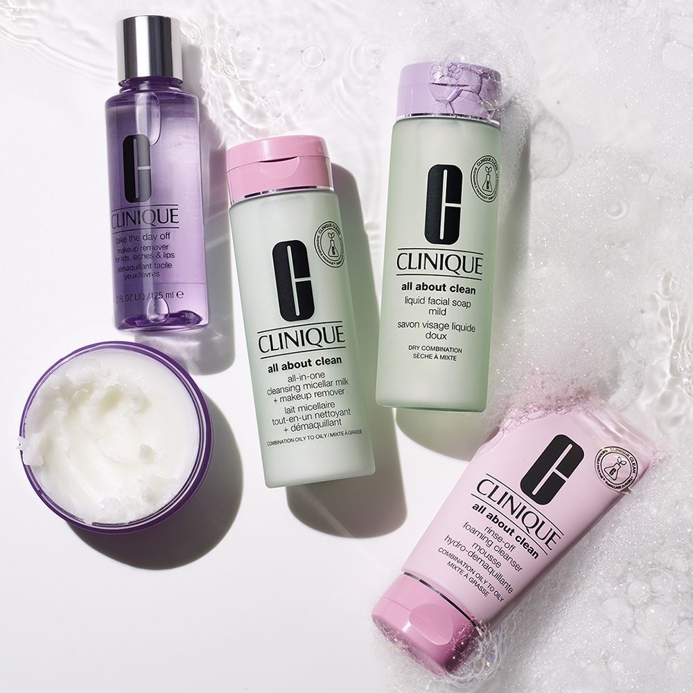 Clinique Hautpflegeprodukte: Reinigungsöl, Micellar-Milch, Gesichtsseife, Schaum.