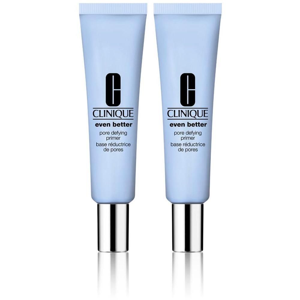 Deux tubes de CLINIQUE Even Better Pore Defying Primer avec capuchons argentés.