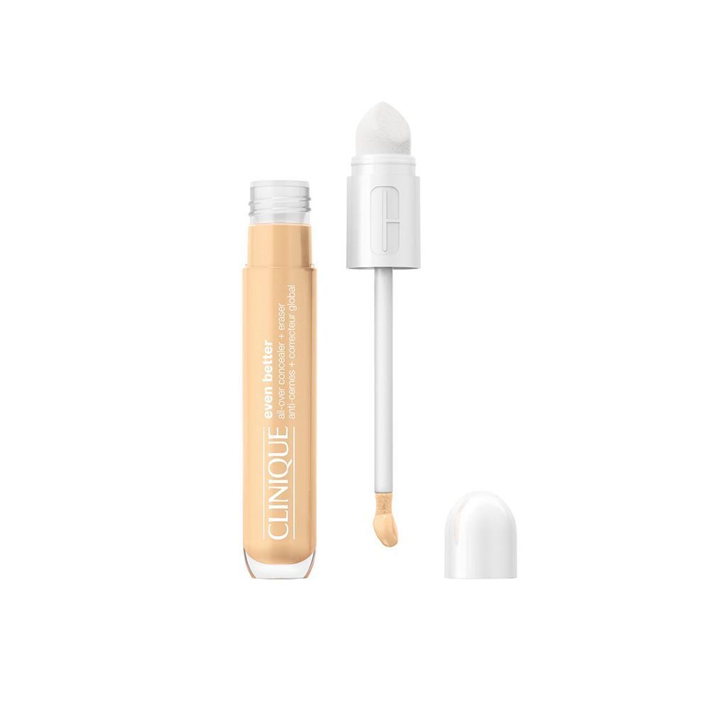 Ein CLINIQUE Even Better Concealer, geöffnet, mit Applikator und Kappe.
