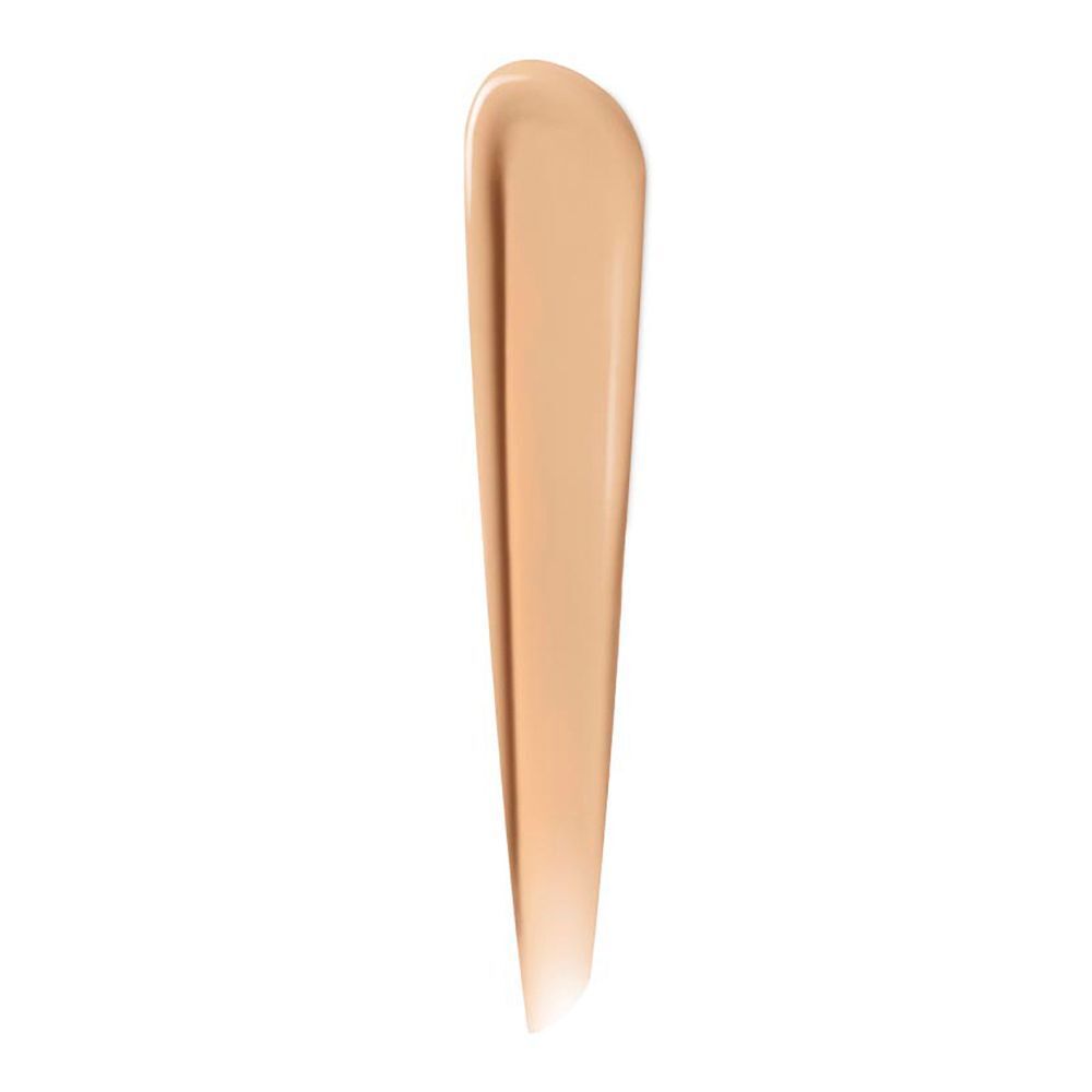 Ein schmaler Streifen hellbrauner Concealer-Textur auf weißem Hintergrund.