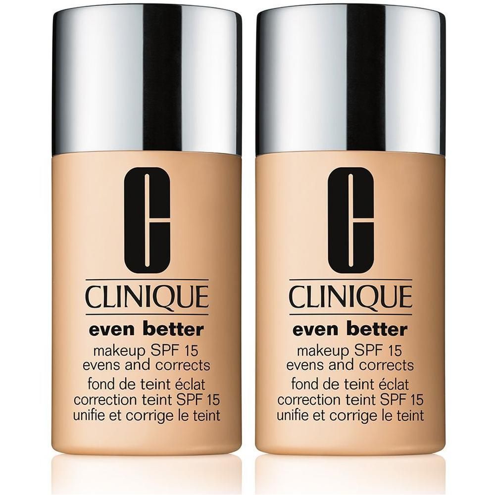 Zwei Flaschen CLINIQUE Even Better Makeup SPF 15 in Porzellan Beige.