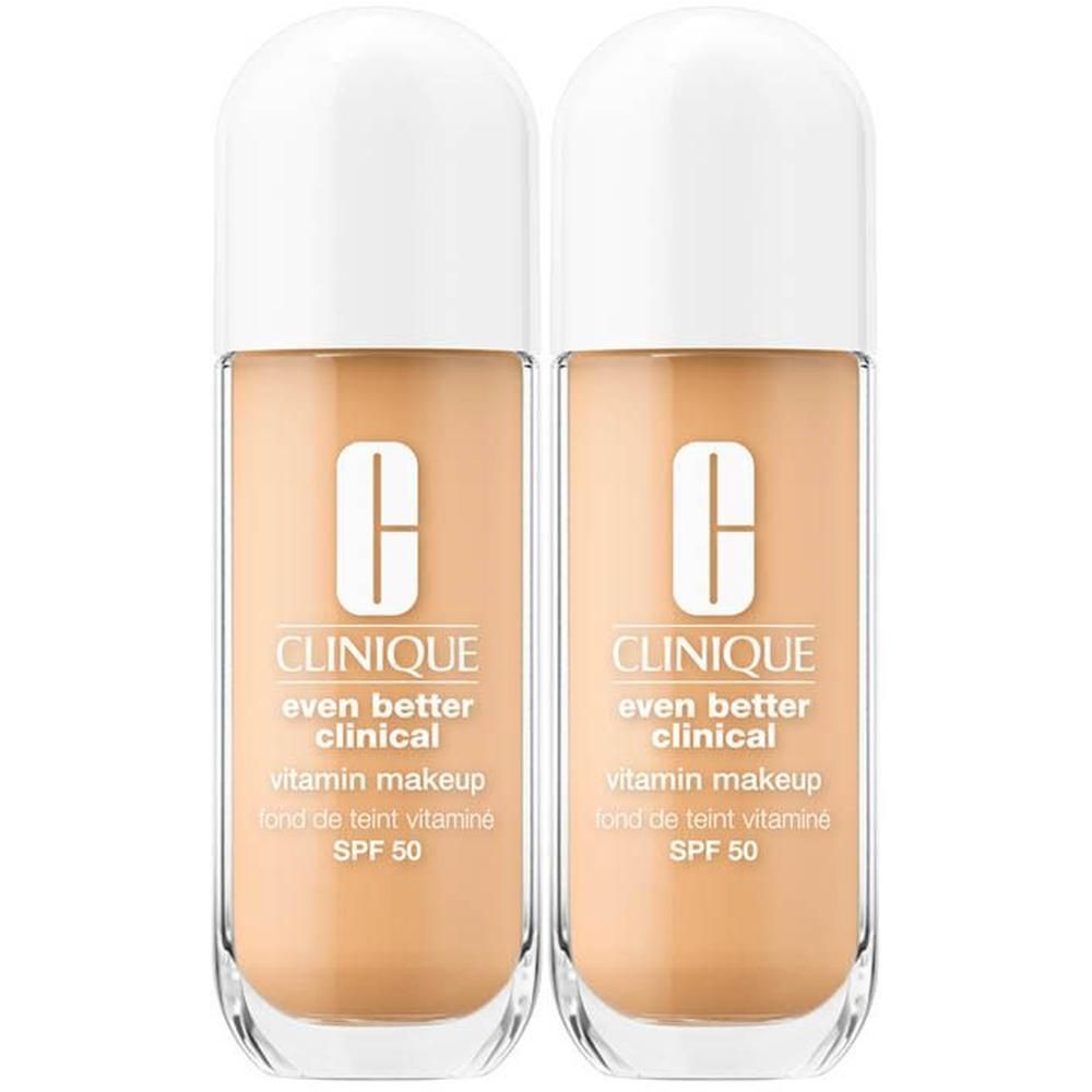 Deux flacons de Clinique Even Better Clinical Vitamin Makeup SPF 50, teinte claire.
