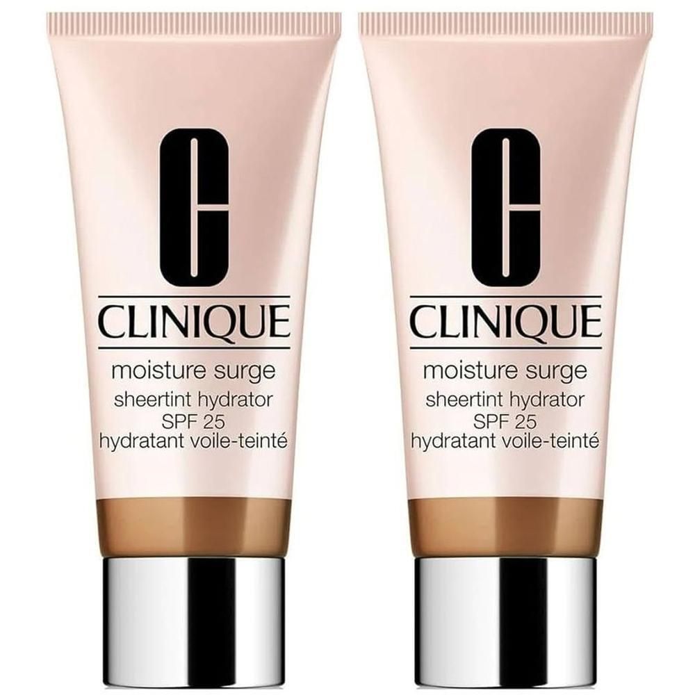 Deux flacons Clinique Moisture Surge Sheertint Hydrator SPF 25 de couleur beige.