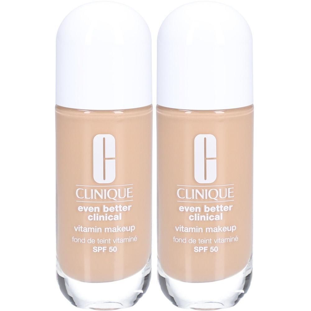 Deux flacons de Clinique Even Better Vitamin Makeup, teinte Medium Clair.