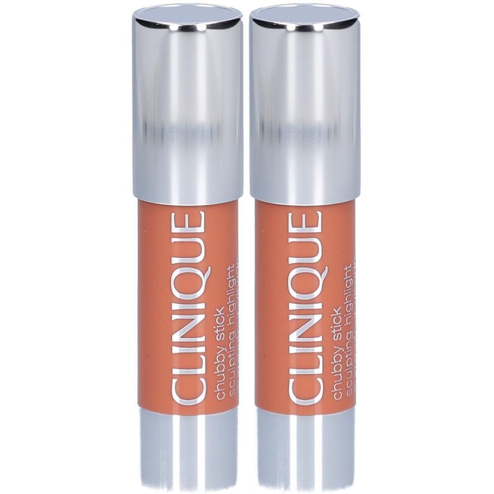 Deux sticks CLINIQUE Chubby Stick Sculpting Highlight couleur pêche avec capuchons argentés.