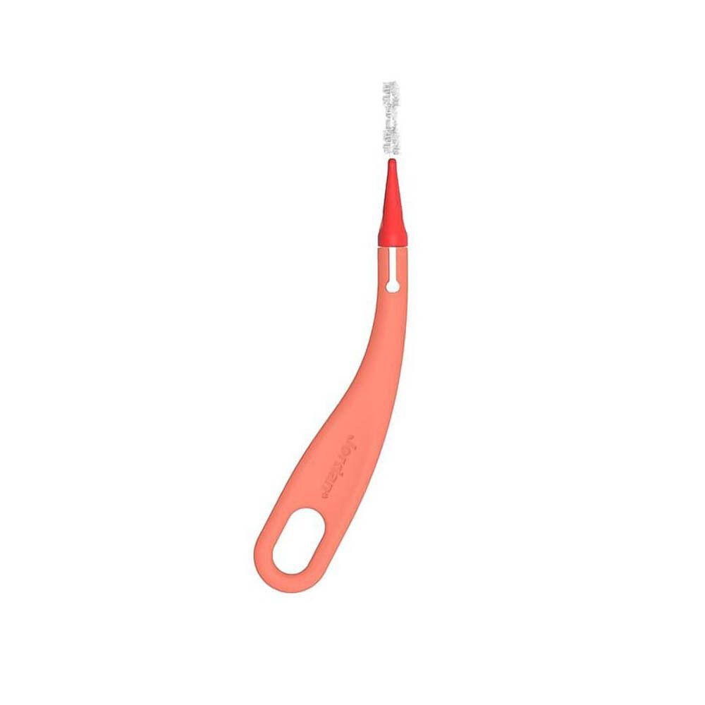 Trois paquets de brossettes interdentaires Jordan, taille S (0,5 mm), avec manches corail et poils blancs.