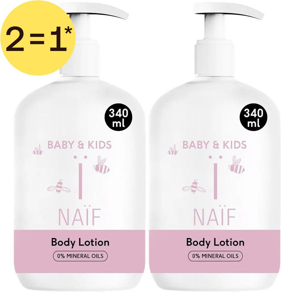 Deux flacons pompe blancs de lotion corporelle Naïf pour bébés et enfants, 340 ml.