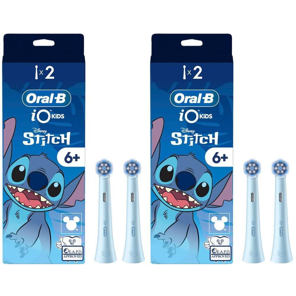 Zwei Packungen Oral-B iO Kids Ersatzbürstenköpfe mit Disney Stitch Motiv.