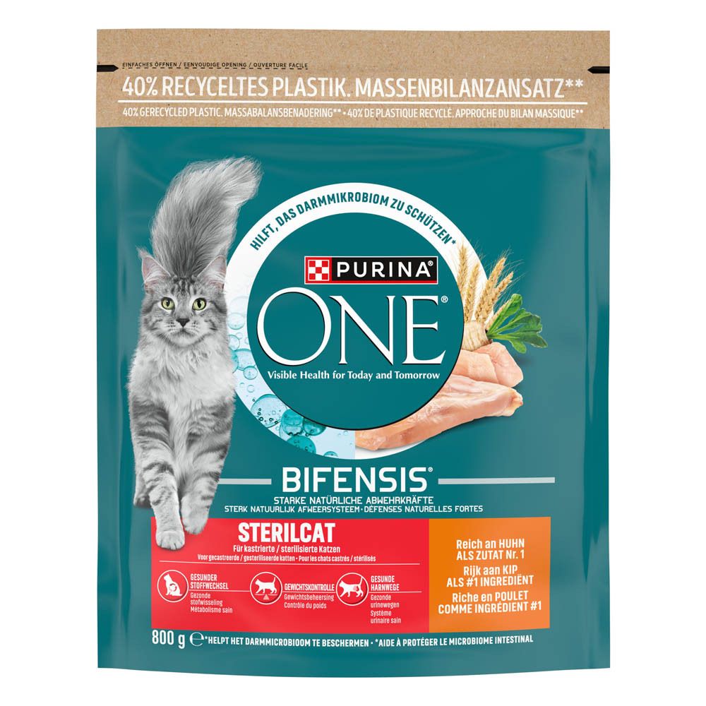 Purina One Sterilcat Katzenfutter mit Huhn, 800g Beutel mit Katze und Hühnerbrust.