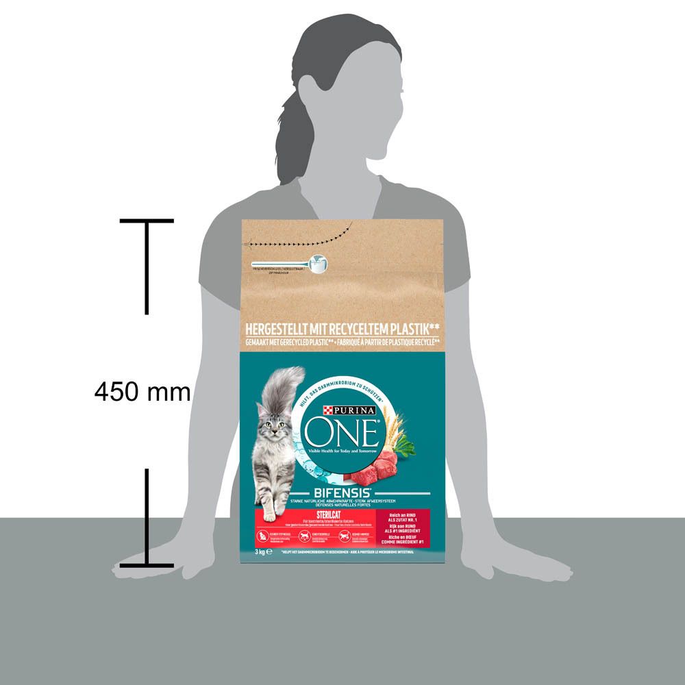 Purina One Bifensis Sterilcat Katzenfutter, 3kg Packung, 450mm hoch, mit Katze und Fleischabbildung.