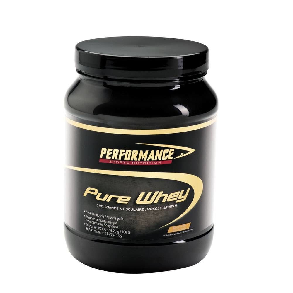 Schwarze Dose mit Deckel. Aufschrift: PERFORMANCE SPORTS NUTRITION, Pure Whey. Hinweise zur Muskelzunahme. Goldfarbene Akzente.