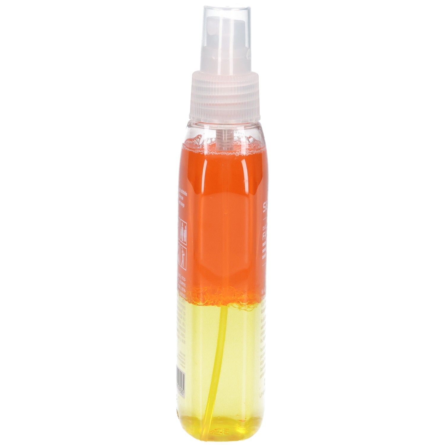 Sonnenspray-Flasche, Seitenansicht. Transparent, mit orangefarbener und gelber Flüssigkeit. Mit Sprühkopf.